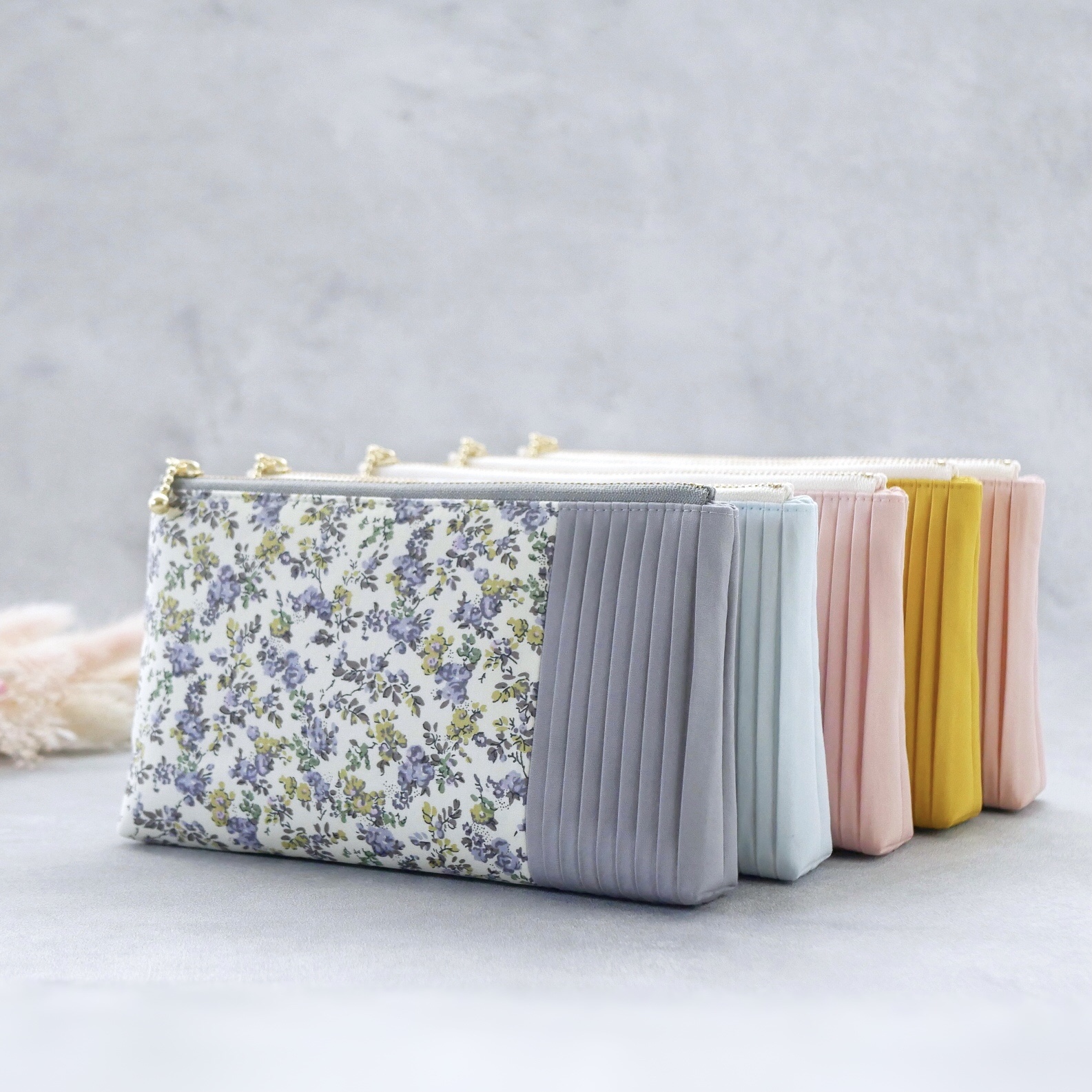 新作 】リバティ プリーツポーチ | ATELIER CHIHIRO Blog